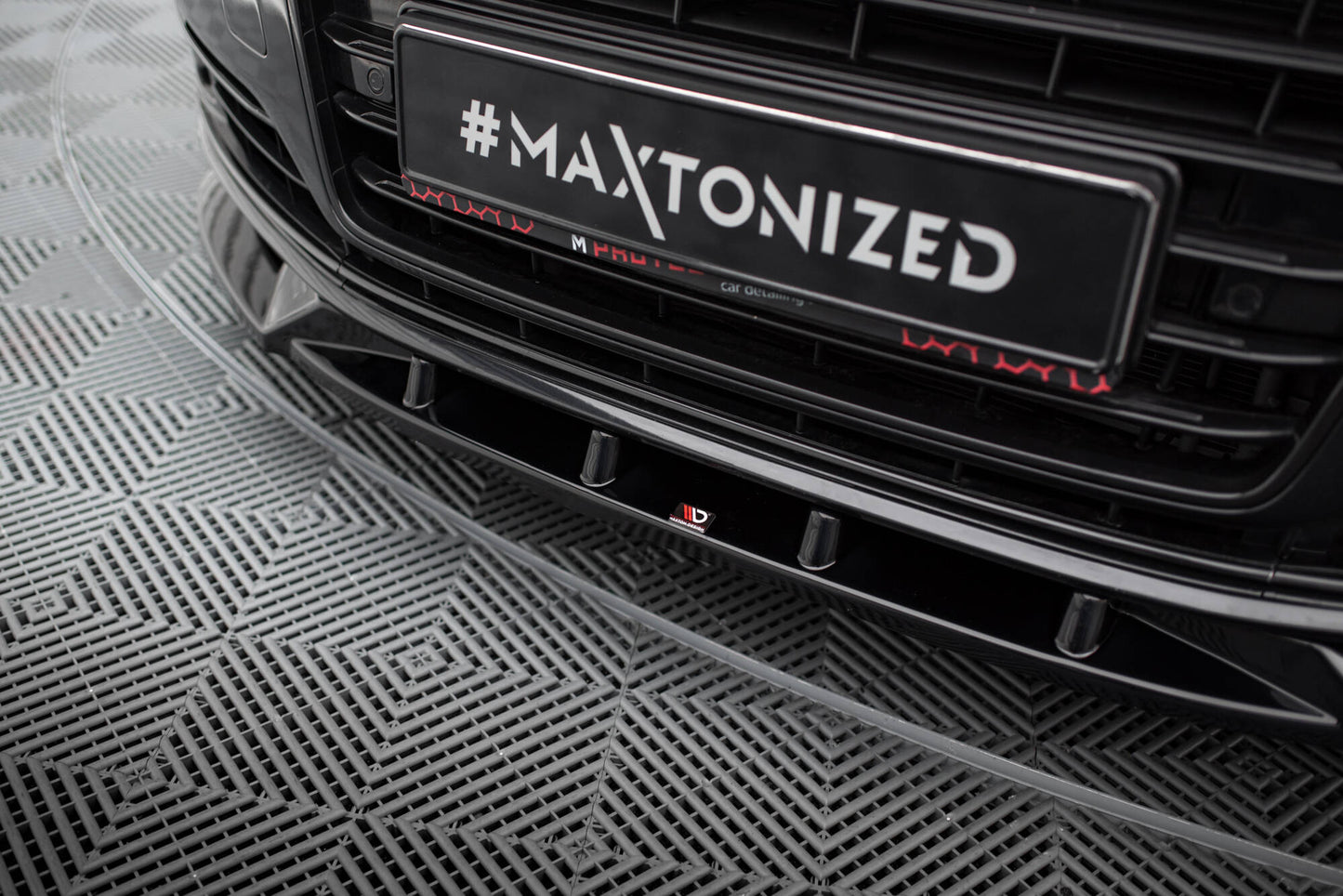 Front Ansatz für Audi A8 D4 Facelift schwarz Hochglanz