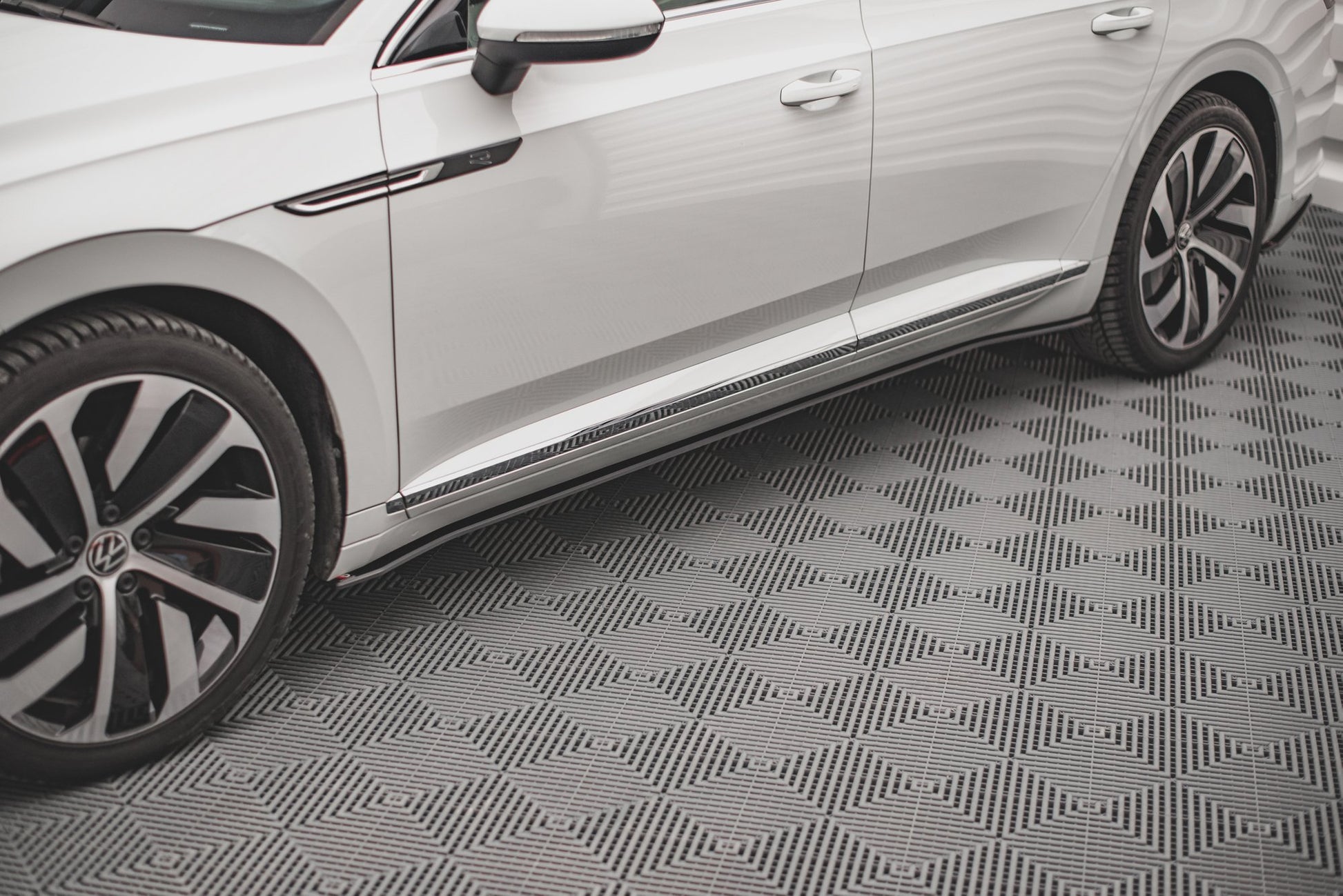 Street Pro Seitenschweller Ansatz für V.1 für Volkswagen Arteon R/ R-Line Facelift