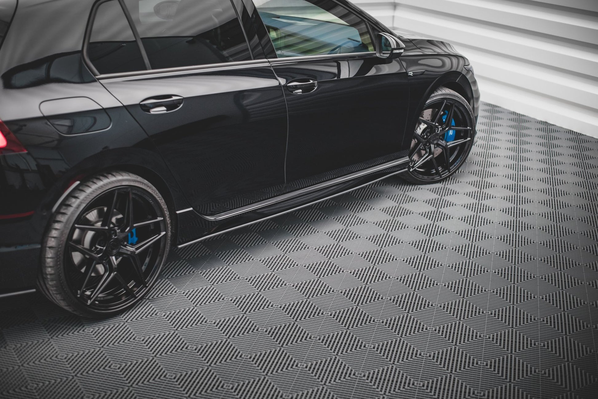Street Pro Seitenschweller Ansatz für VW Golf R Mk8 Facelift