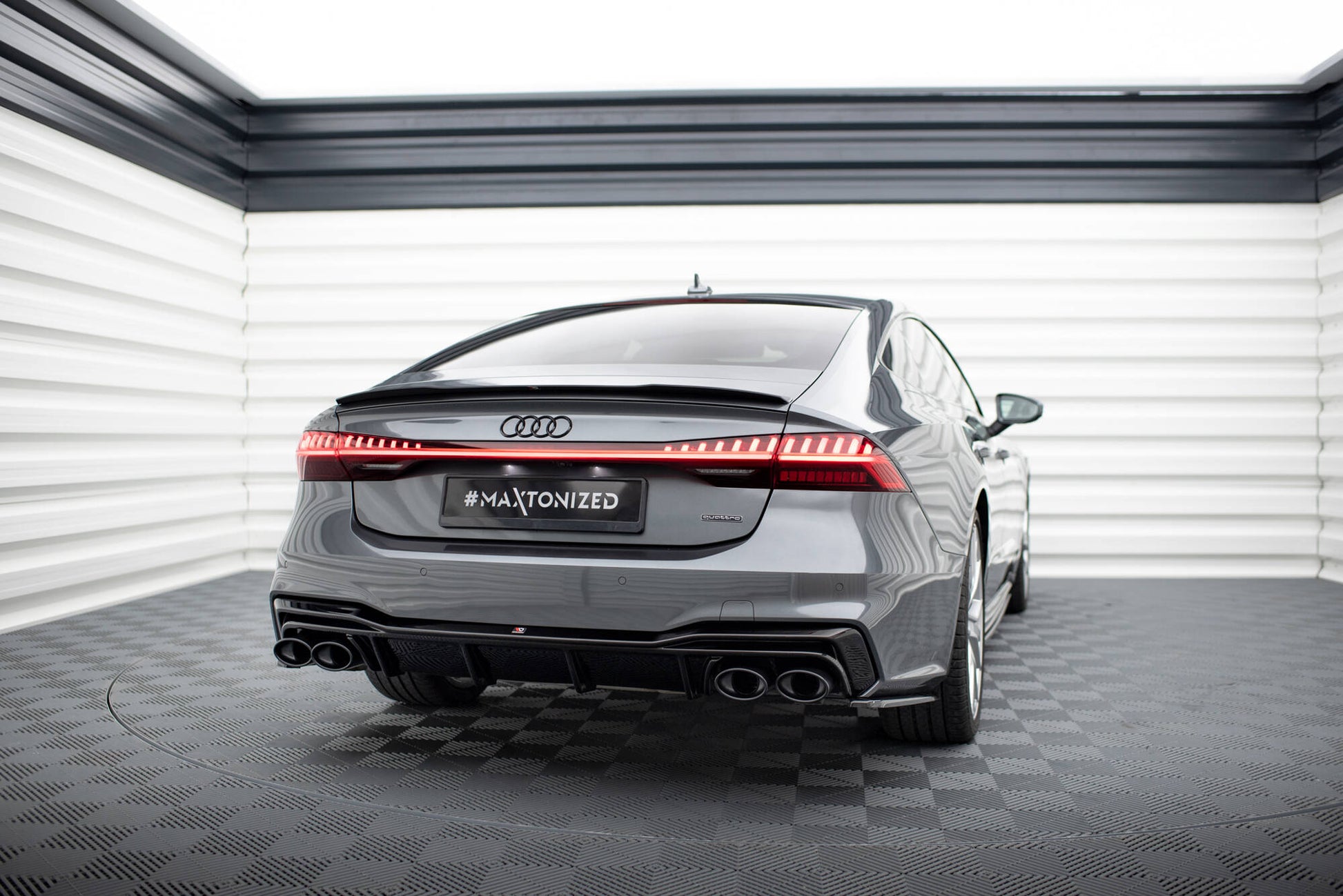 Diffusor Heck Ansatz + Endrohre für Audi A7 S-Line C8 / S7 C8 / C8 Facelift / S7 Facelift