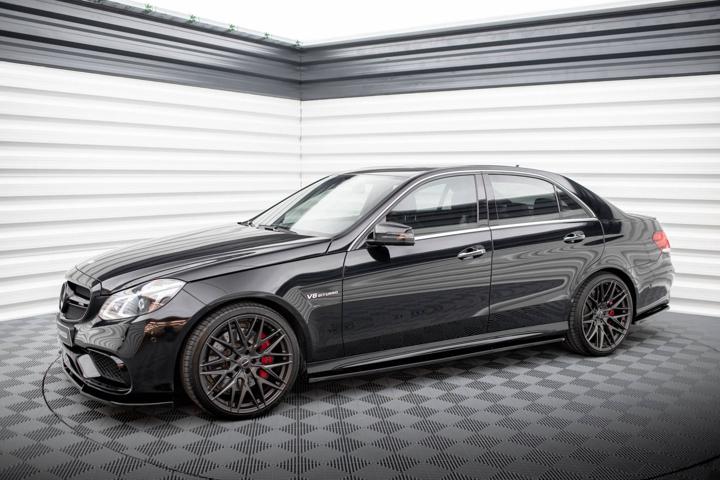 Seitenschweller Ansatz für Mercedes-Benz E63 AMG / AMG-Line Limousine W212 Facelift Carbon Look