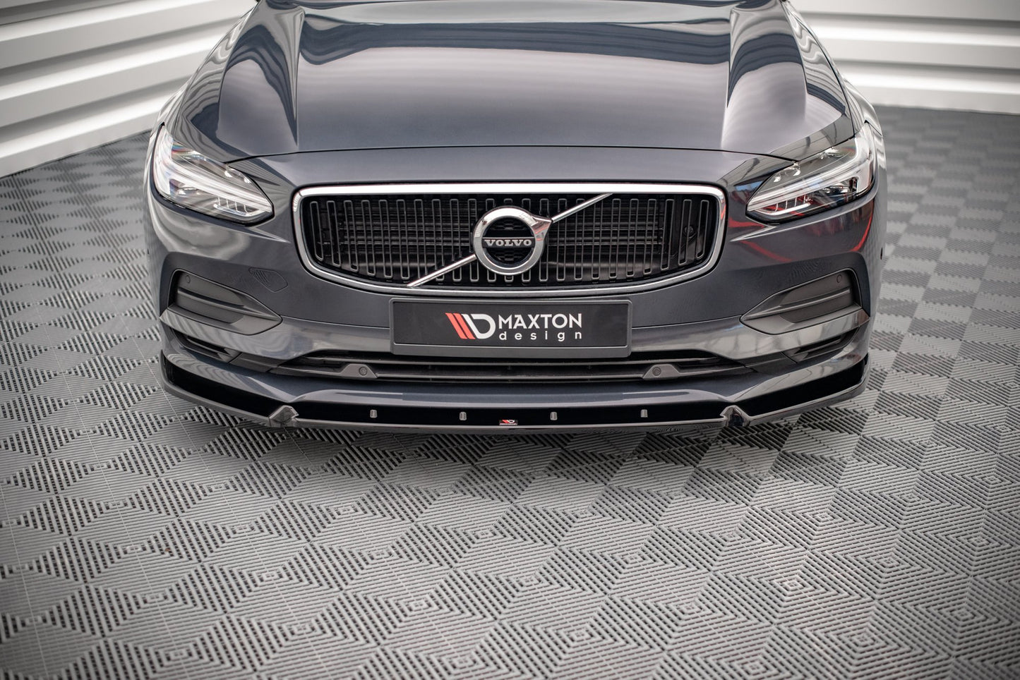 Front Ansatz V.2 für Volvo V90 Mk2 schwarz Hochglanz