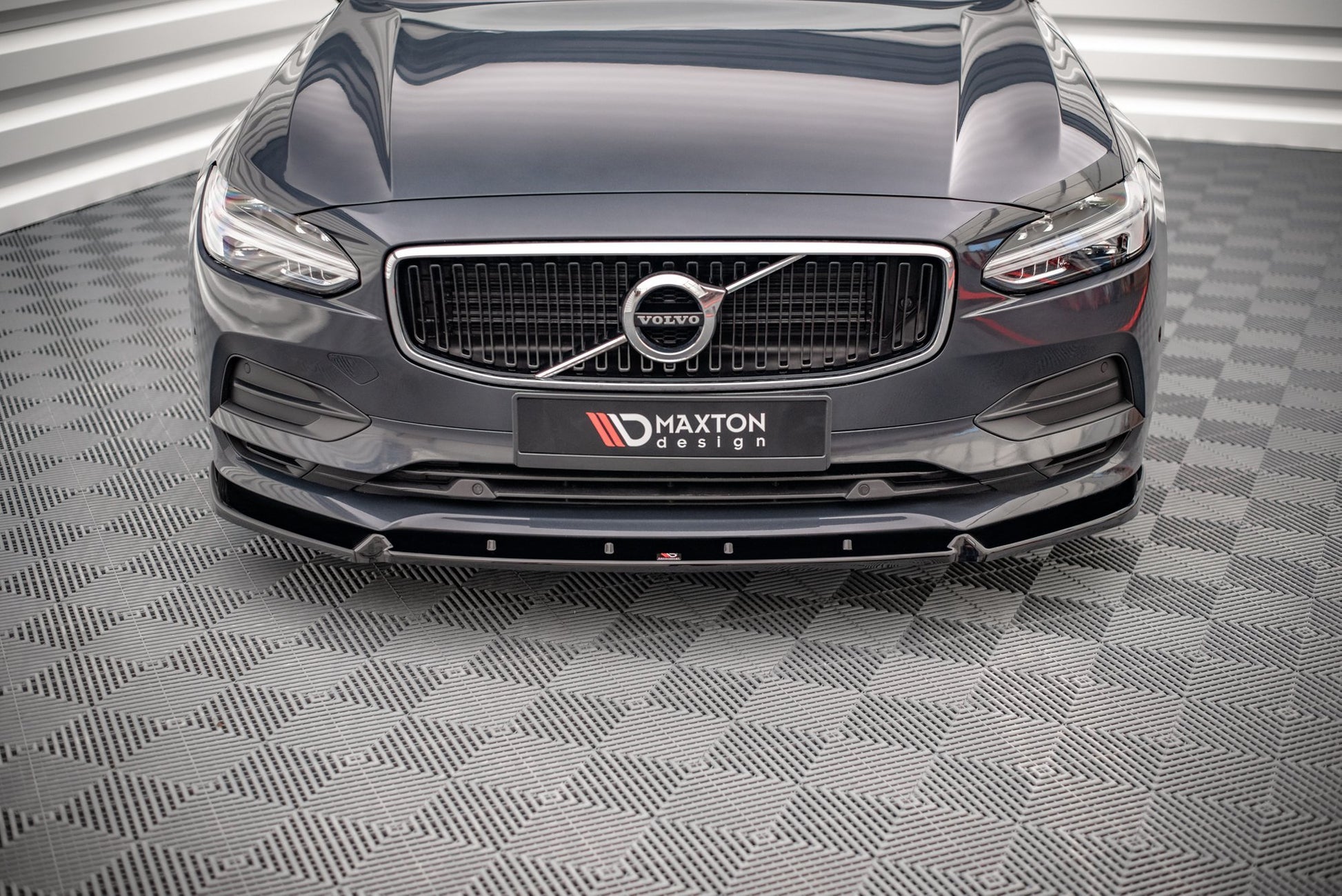 Front Ansatz V.2 für Volvo V90 Mk2 schwarz Hochglanz