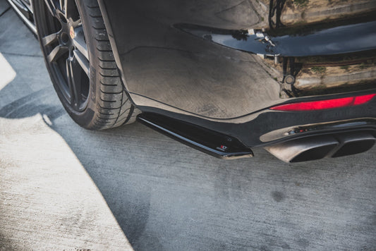 Heck Ansatz Flaps Diffusor für Porsche Panamera Turbo 970 Facelift schwarz Hochglanz