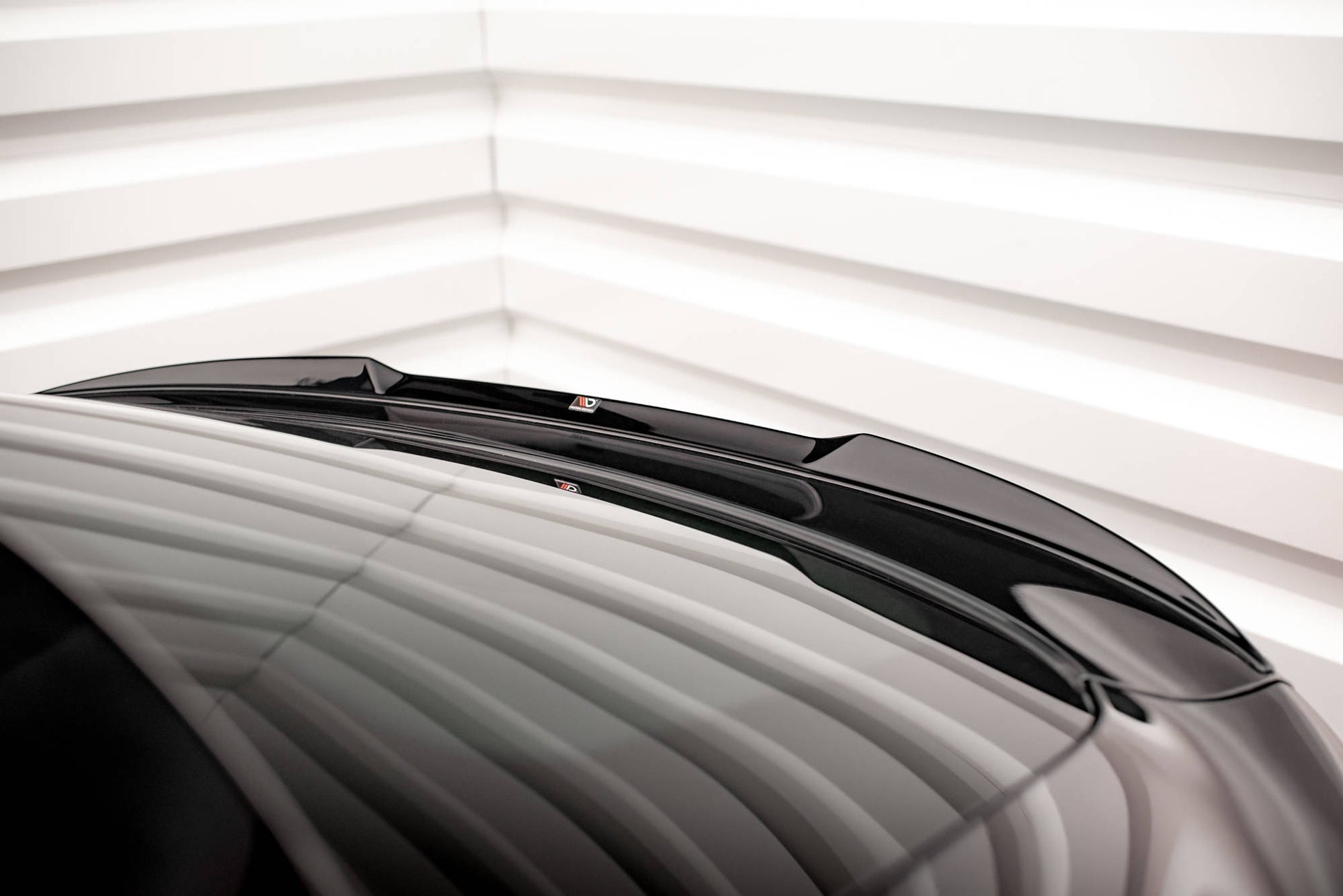 Spoiler CAP 3D für V.1 BMW X6 F16 M-Paket / X6 M F86 schwarz Hochglanz