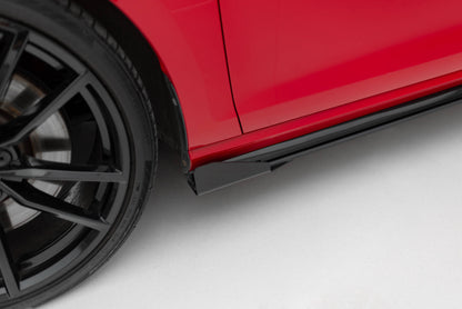 Street Pro Seitenschweller Ansatz + Flaps für VW Golf R / R-Line Mk7 Facelift schwarz Hochglanz