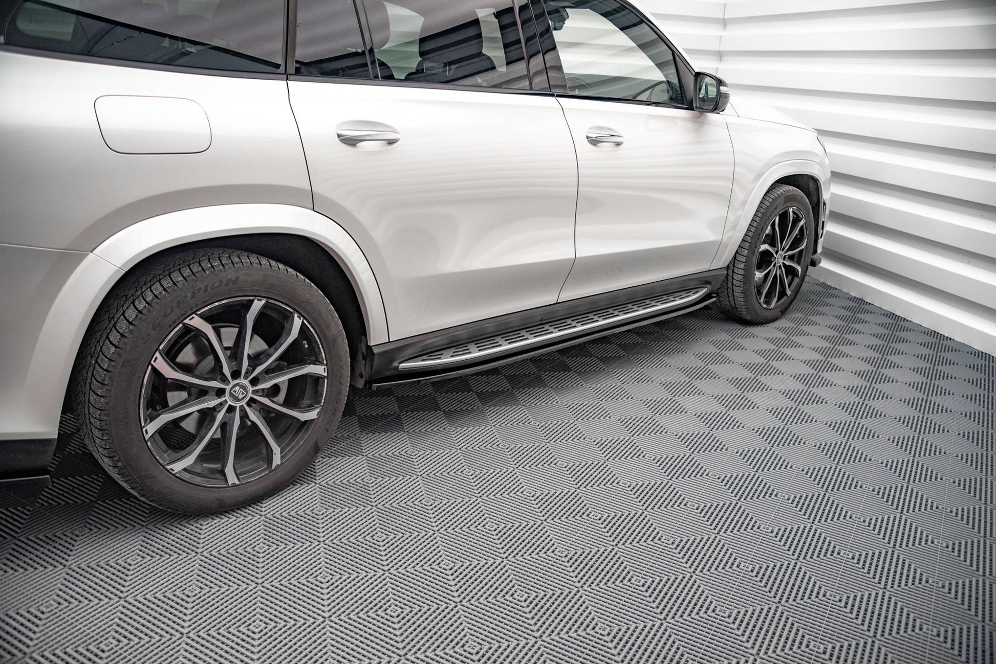 Seitenschweller Ansatz für Mercedes-Benz GLS AMG-Line X167 Carbon Look