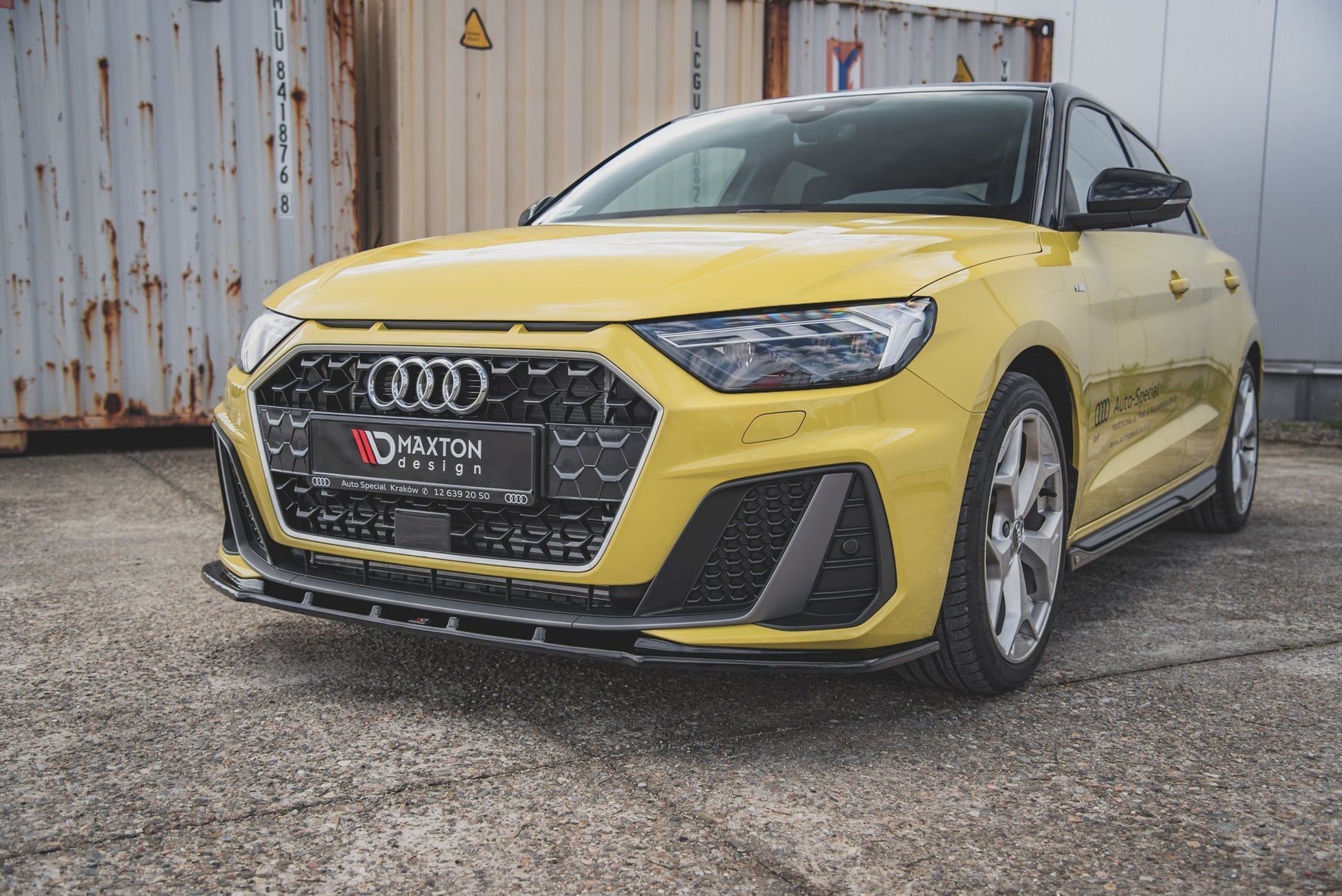 Front Ansatz V.1 für Audi A1 S-Line GB schwarz Hochglanz