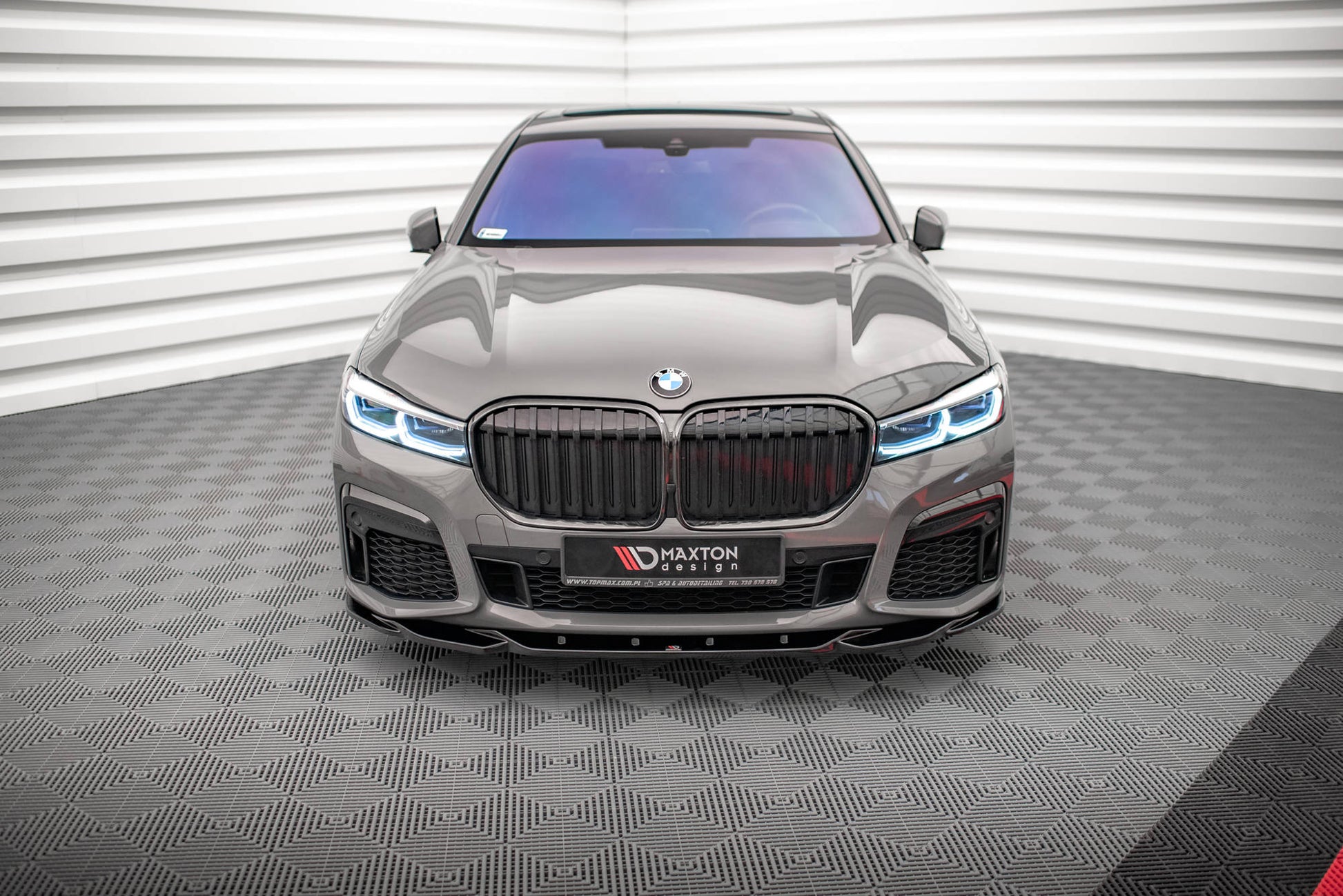Front Ansatz V.2 für BMW 7 M-Paket G11 / G12 Facelift schwarz Hochglanz