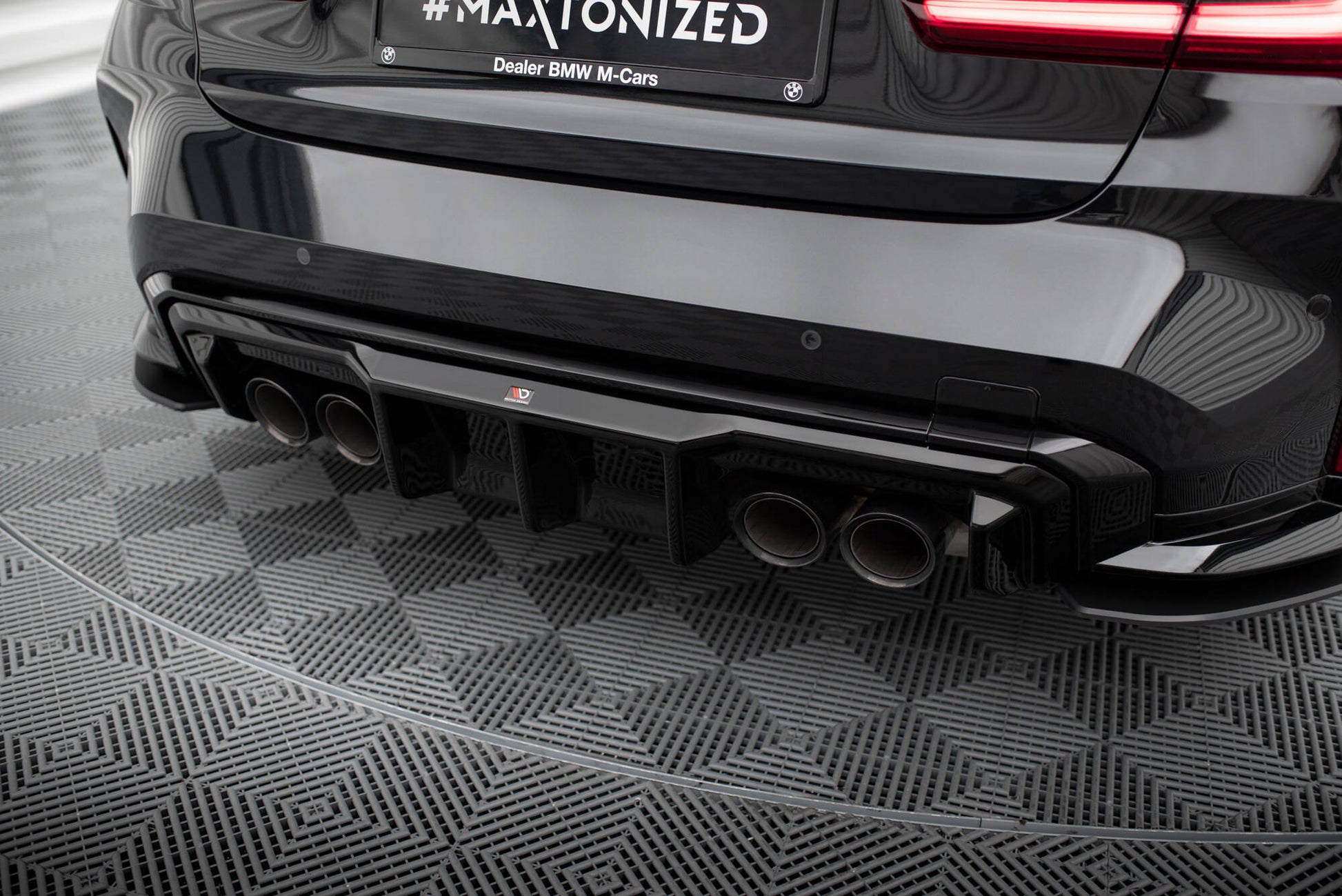 Diffusor Heck Ansatz für BMW M3 Limousine / Touring G80 / G81 schwarz Hochglanz