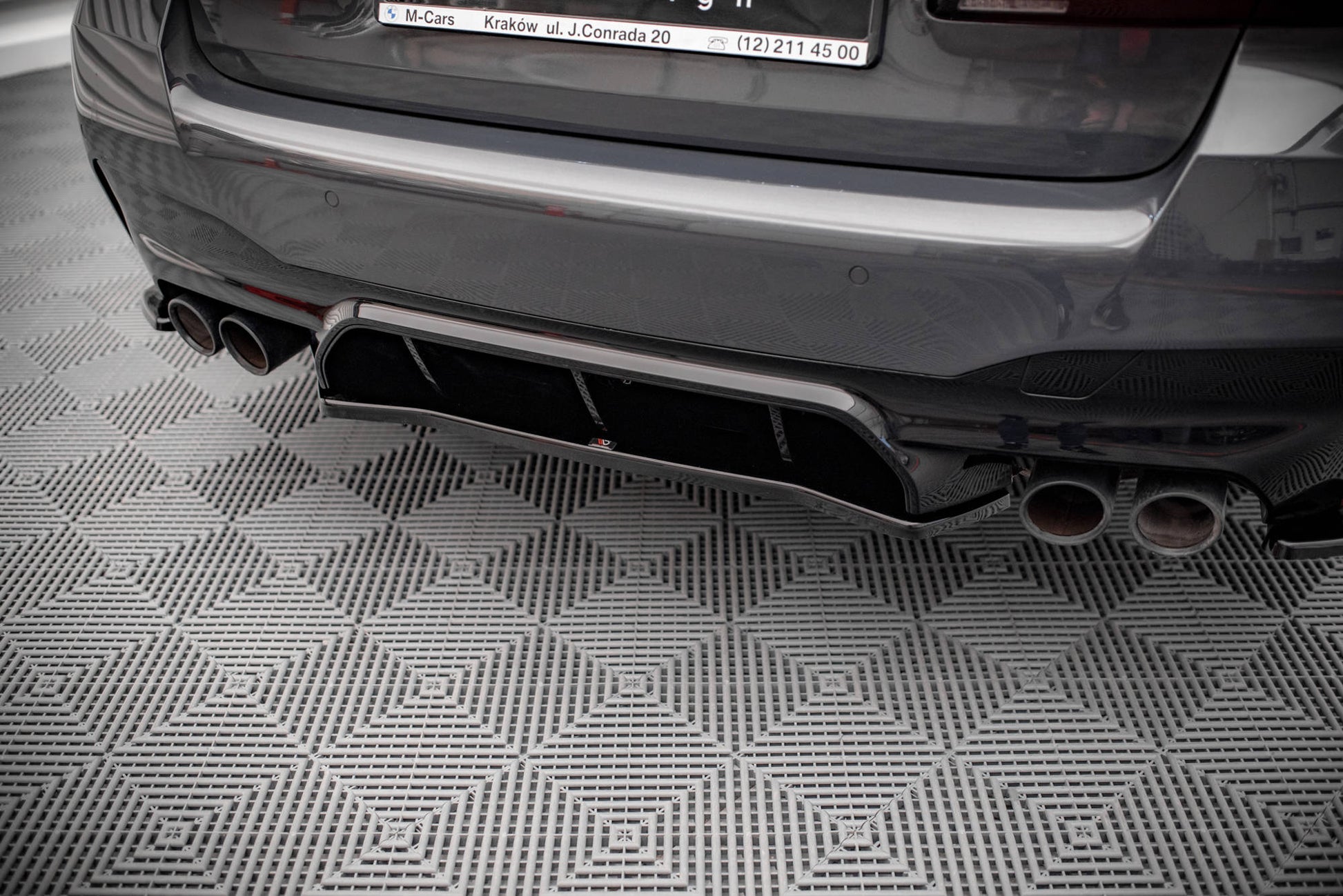 Heckansatz BMW M5 F90 schwarz Hochglanz