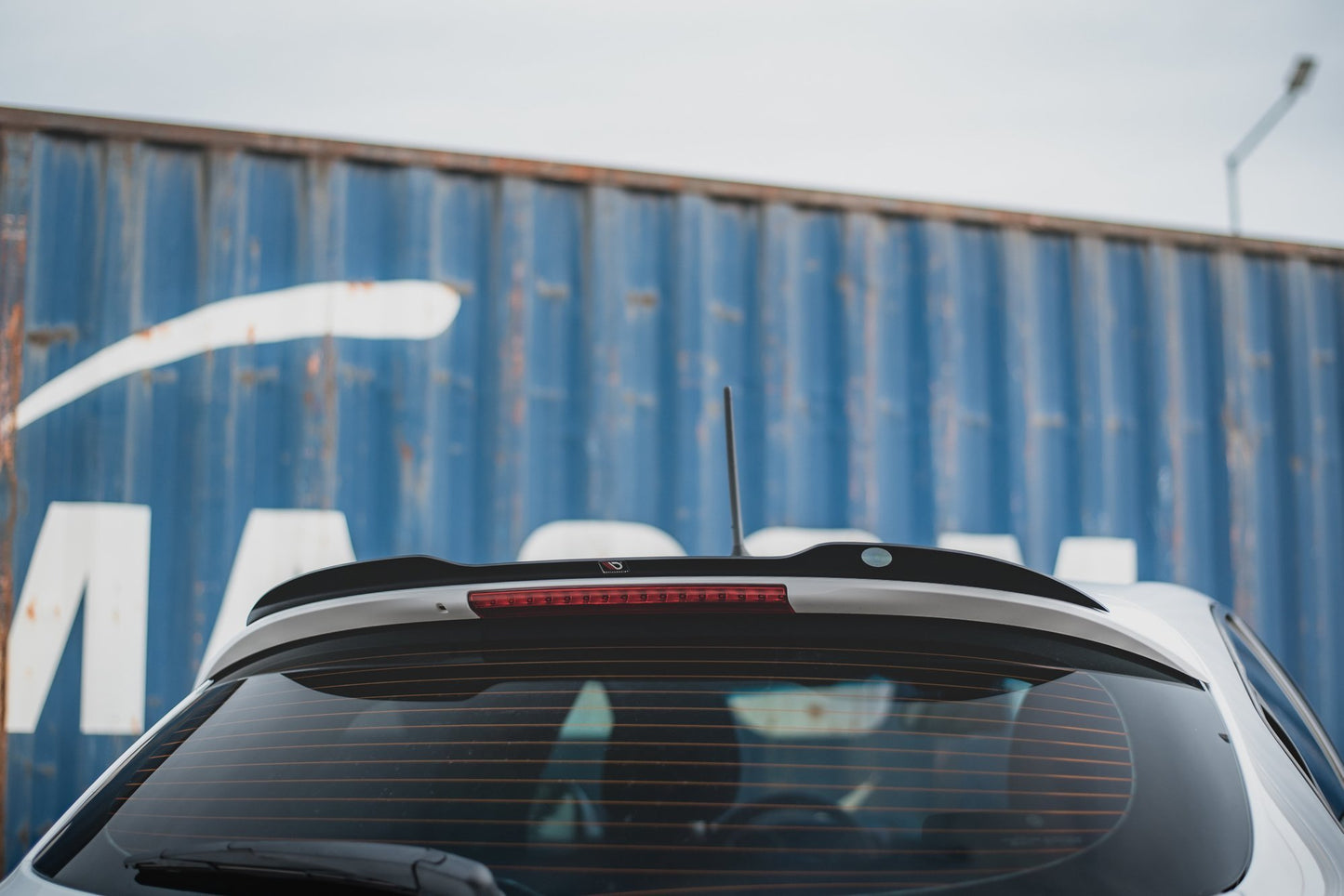 Spoiler CAP V.2 für Alfa Romeo Giulietta  schwarz Hochglanz