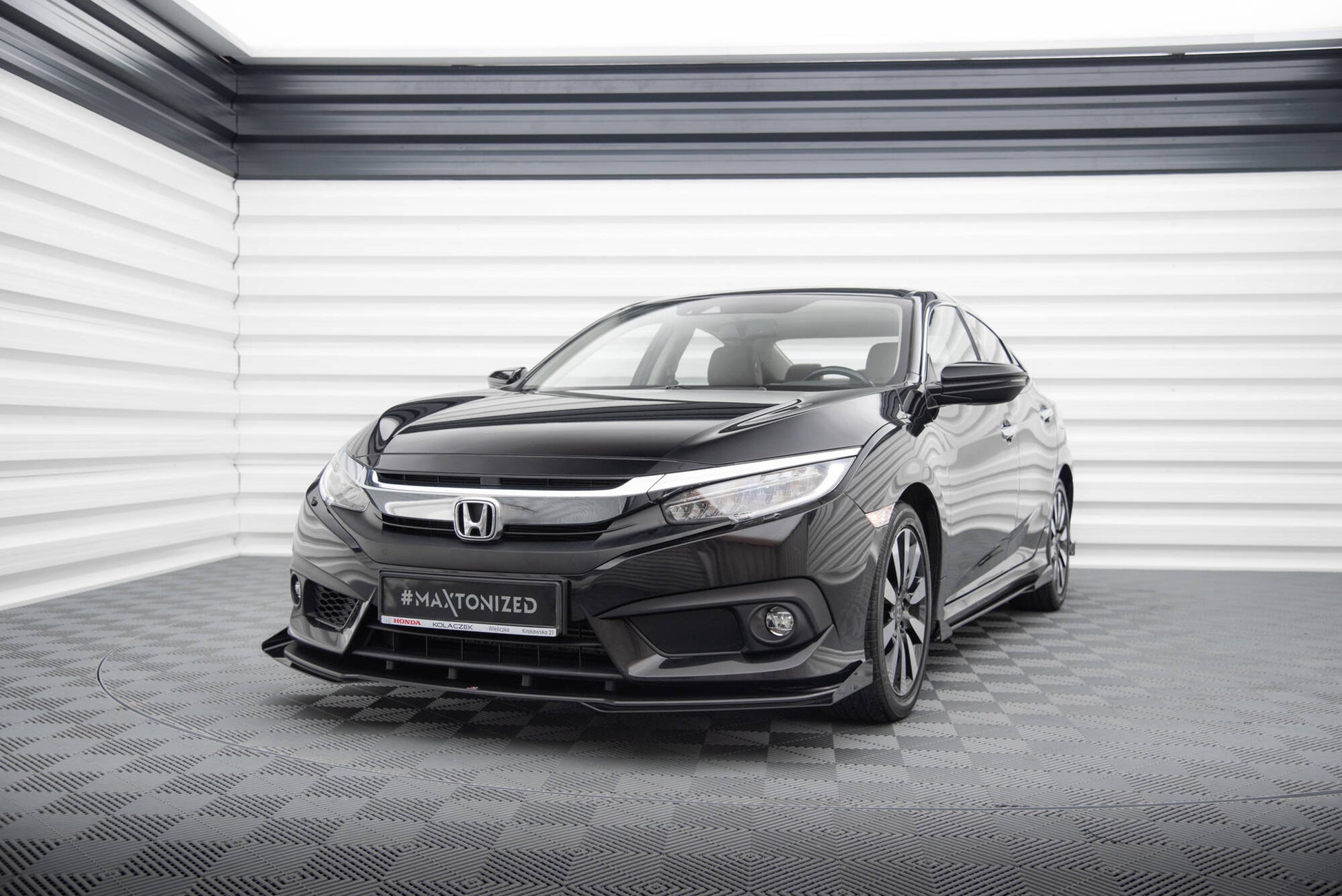 Front Stoßstange Flaps für Honda Civic Limousine Mk10 schwarz Hochglanz