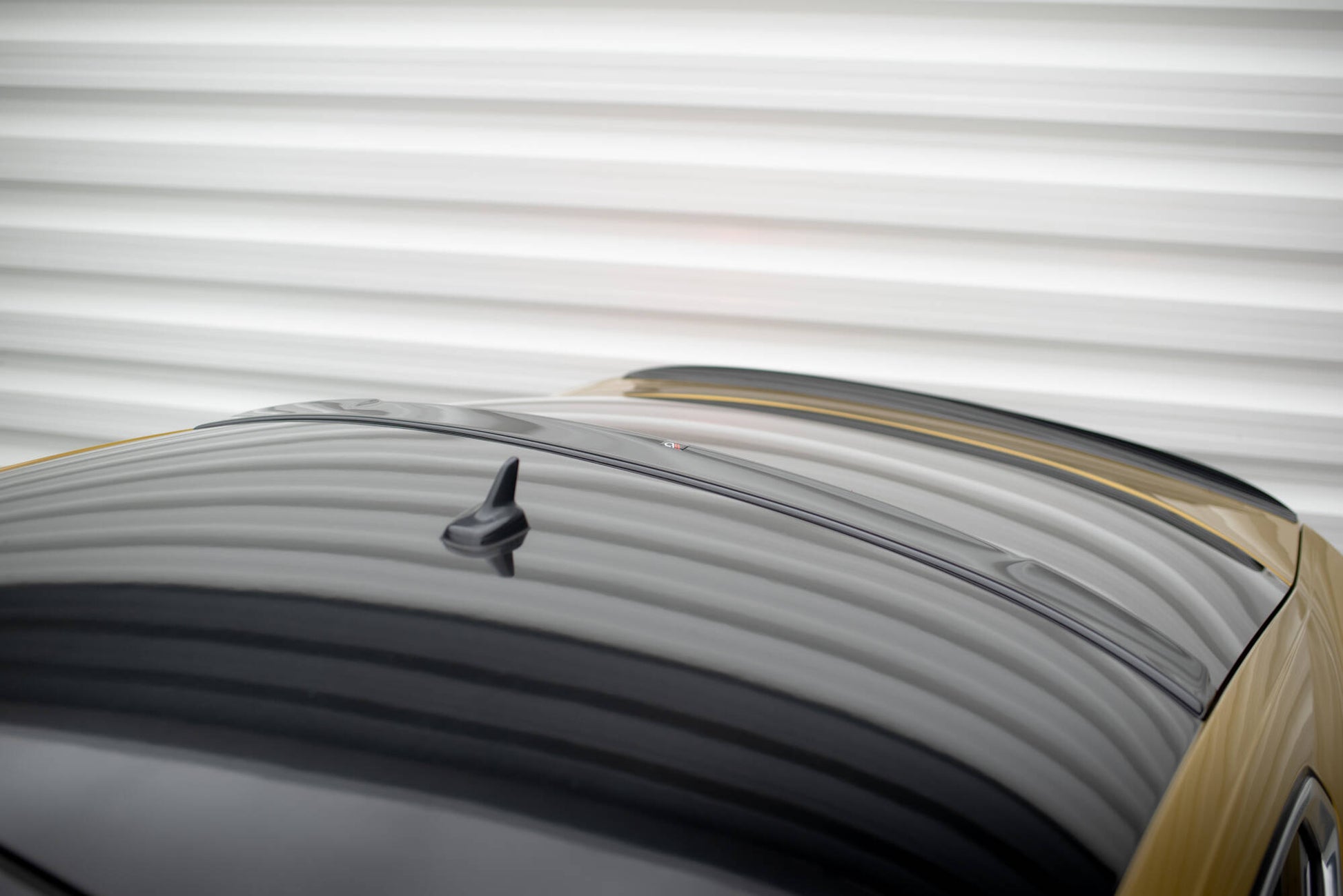 Heckscheiben Spoiler für VW Arteon R-Line schwarz Hochglanz