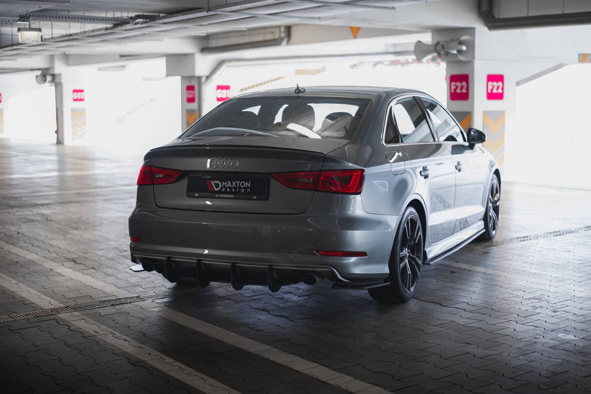 Street Pro Heck Ansatz Flaps Diffusor für  Audi S3 Limousine 8V