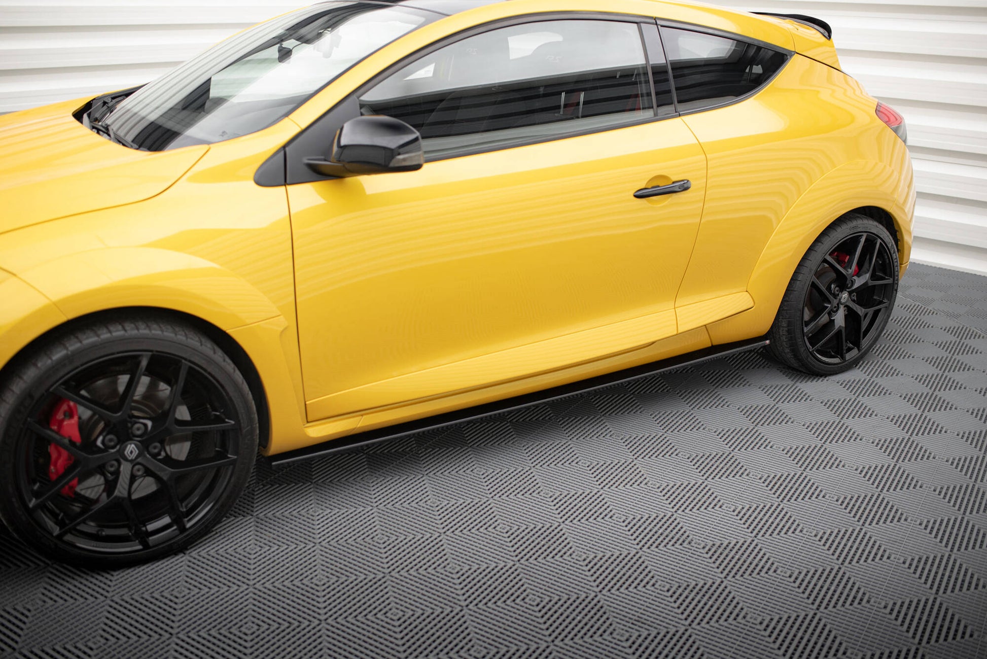 Seitenschweller Ansatz für RENAULT MEGANE 3 RS schwarz Hochglanz