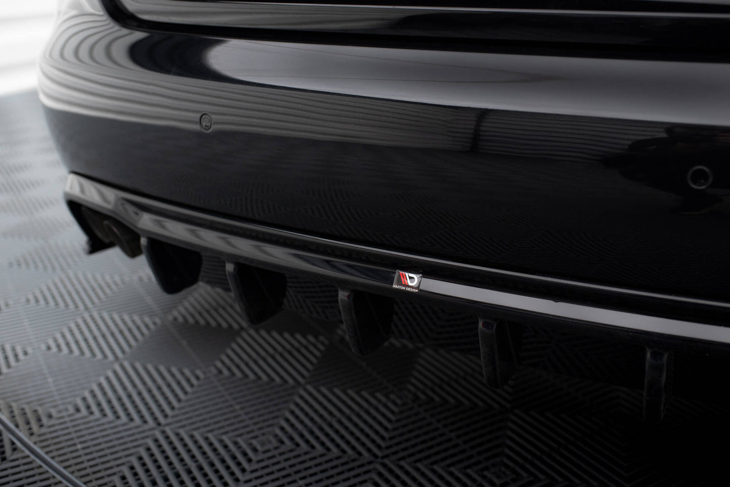 Diffusor Heck Ansatz für Audi A4 B8 (Doppelauspuff li.)
