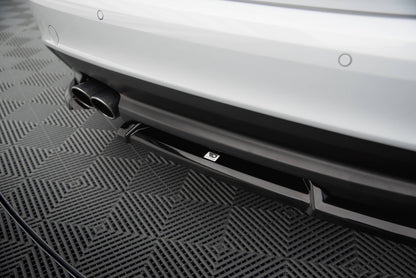 Heck Ansatz Flaps Diffusor für Jaguar XE R-Sport X760 schwarz Hochglanz