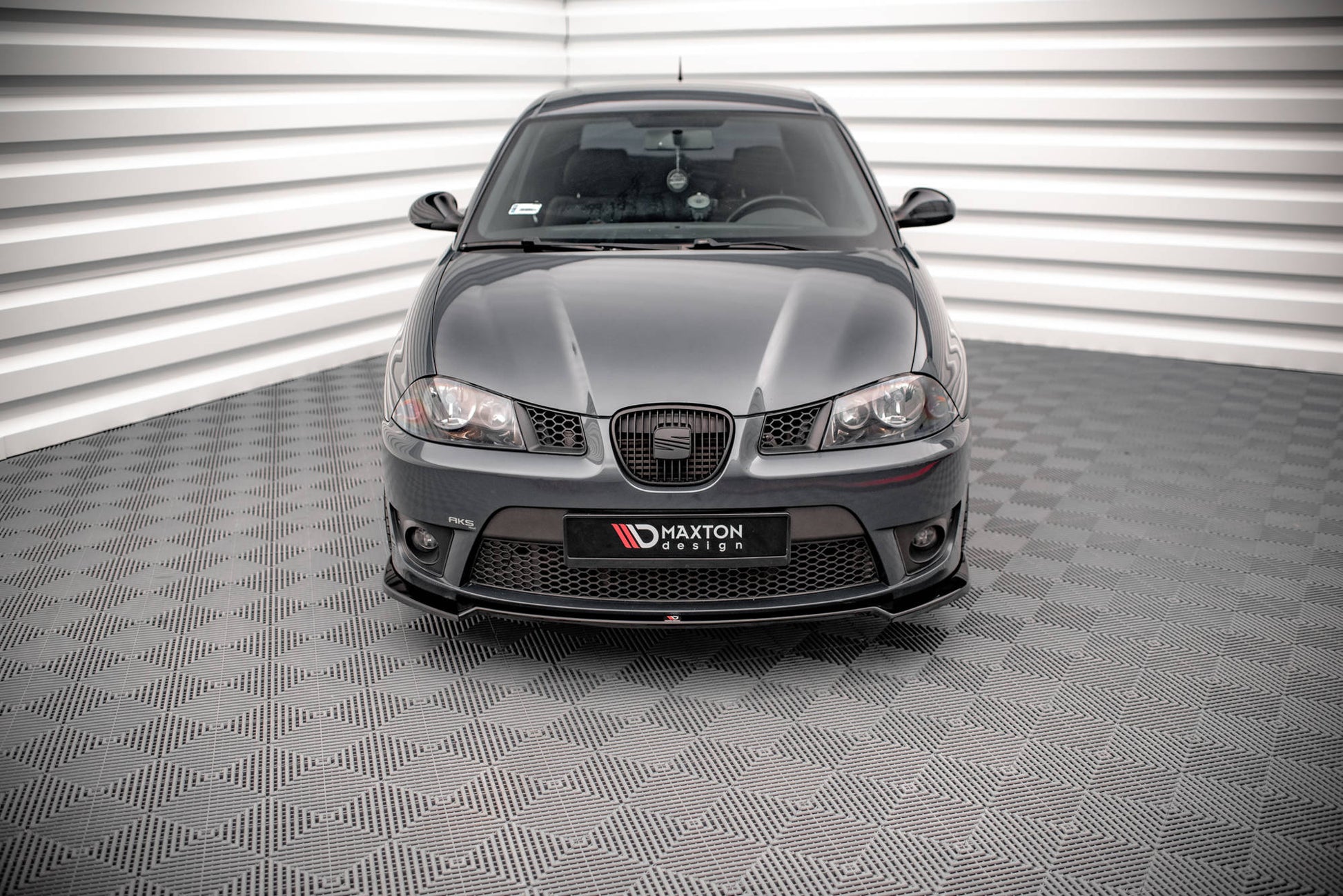 Front Ansatz V.3 für Seat Ibiza Cupra Mk3 schwarz Hochglanz