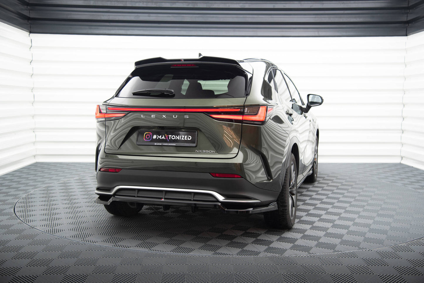 Spoiler CAP 3D für Lexus NX F-Sport Mk2 schwarz Hochglanz