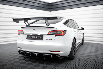 Carbon Spoiler  Tesla Model 3