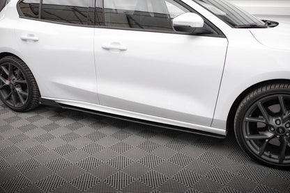 Street Pro Seitenschweller Ansatz + Flaps für Ford Focus ST / ST-Line Mk4 schwarz Hochglanz