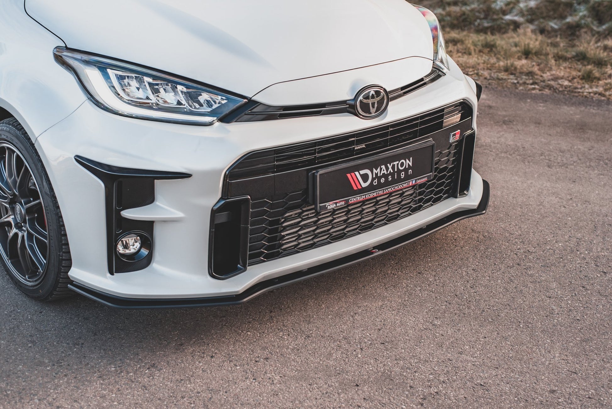 Street Pro Front Ansatz für Toyota GR Yaris Mk4
