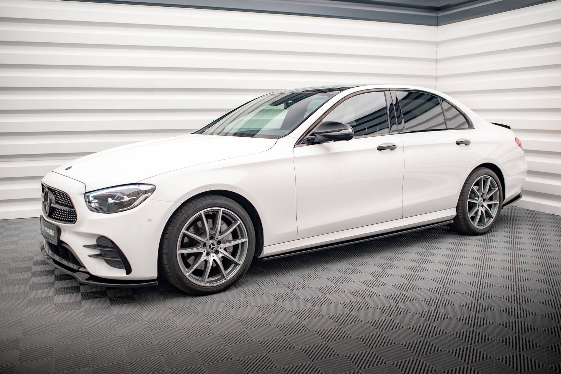 Seitenschweller Ansatz für Mercedes-Benz E AMG-Line W213 Facelift schwarz Hochglanz
