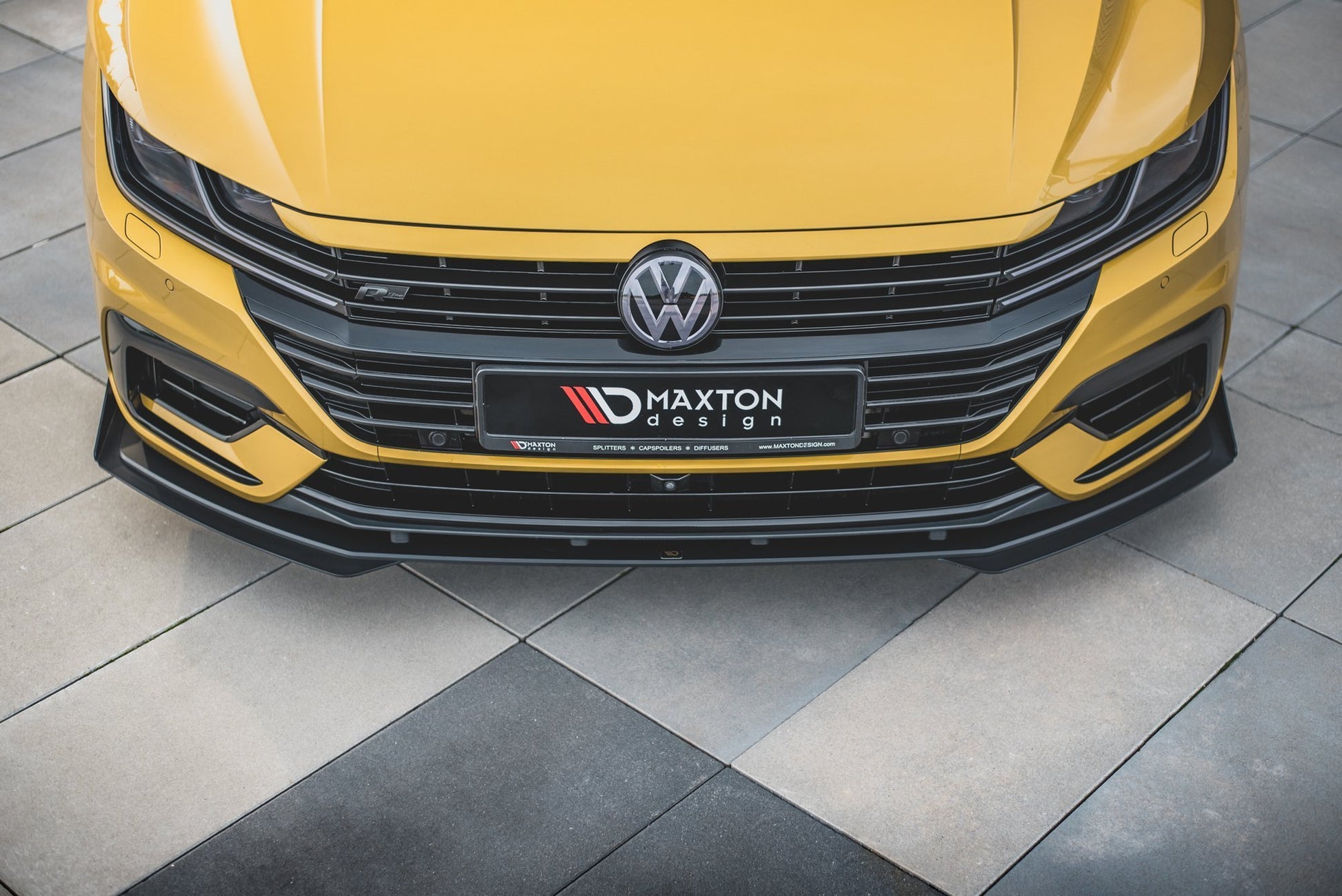 Flaps VW Arteon R-Line schwarz Hochglanz