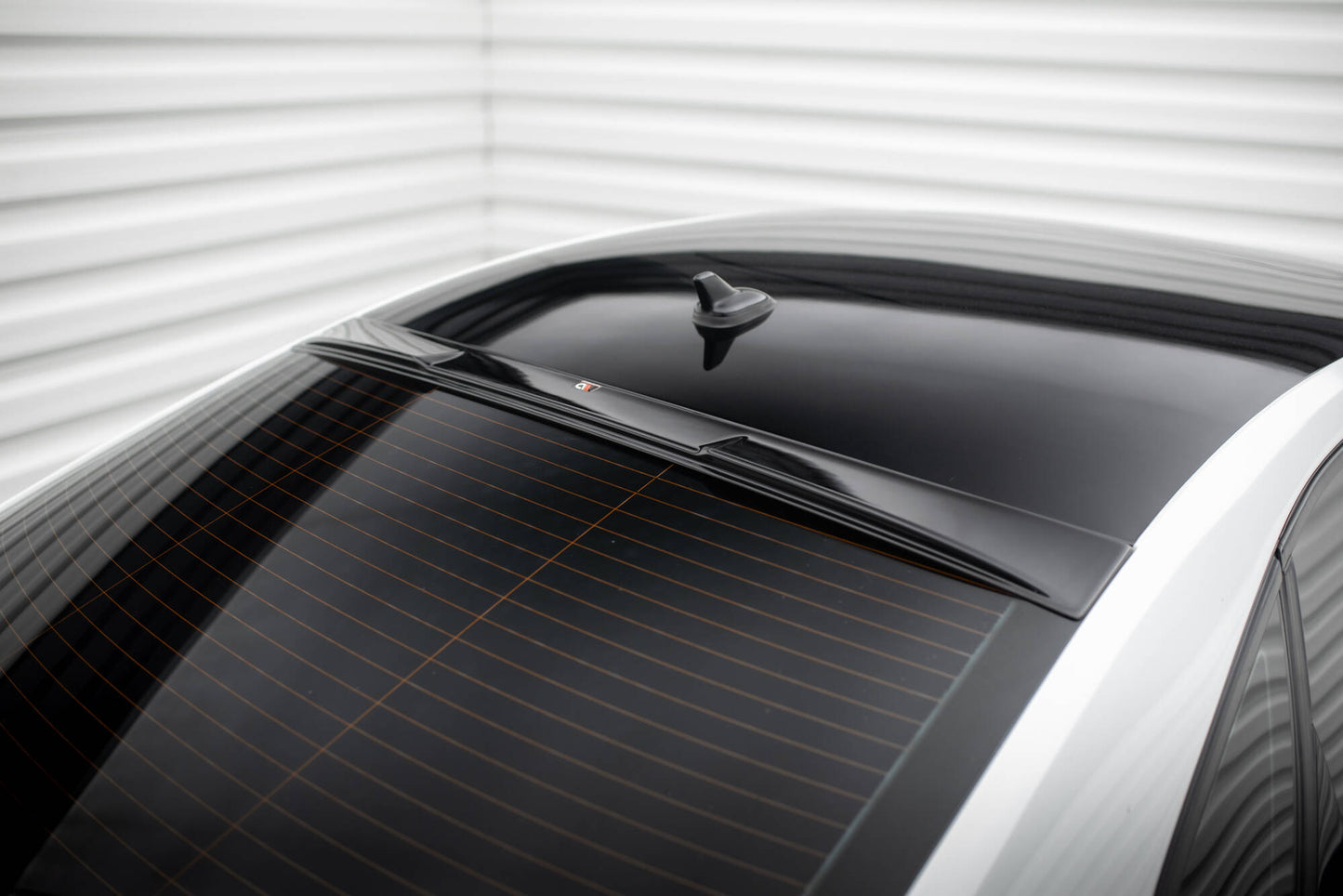 Heckscheiben Spoiler für VW Passat GT B8 Facelift USA schwarz Hochglanz