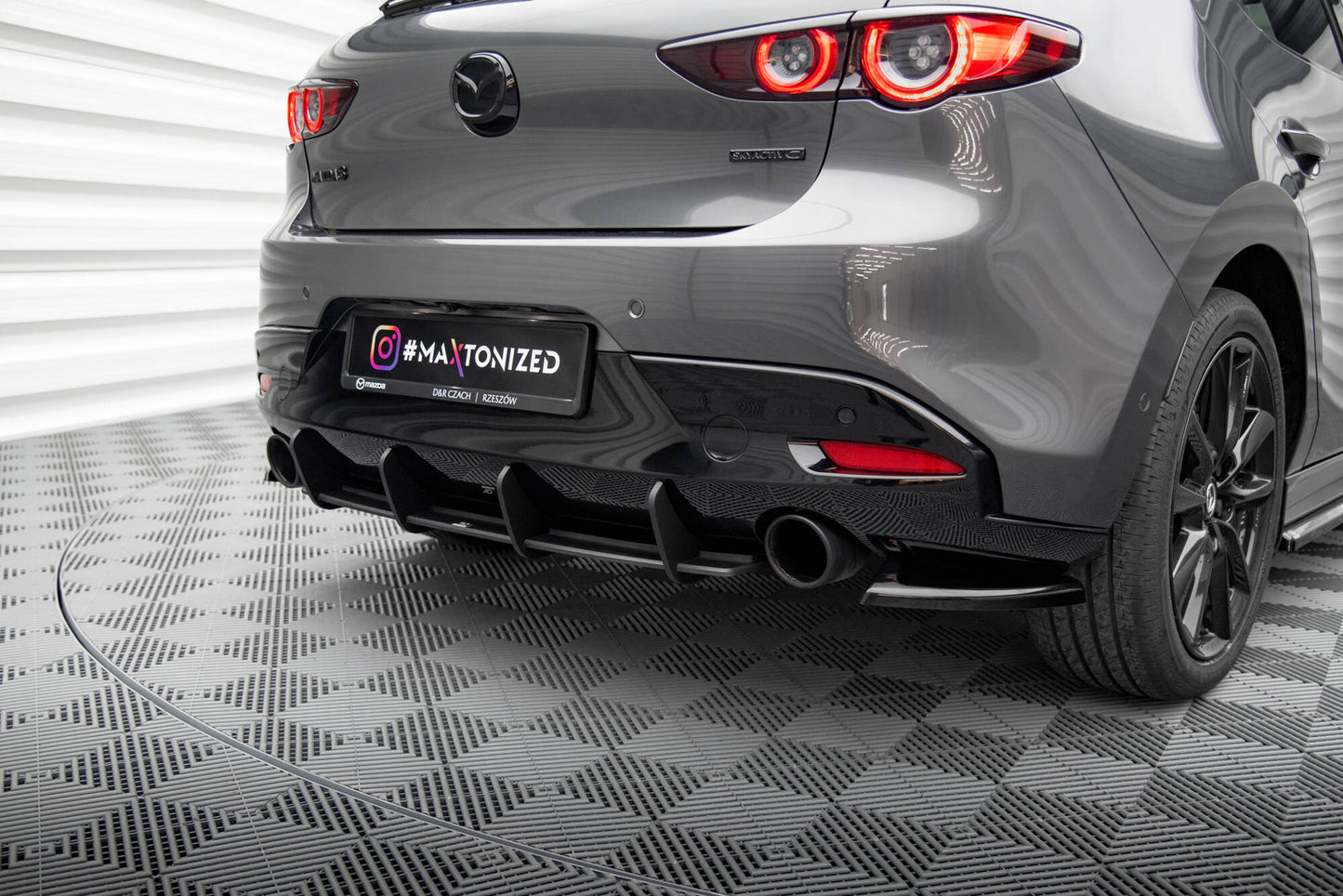 Street Pro Heckschürze für Mazda 3 Mk4