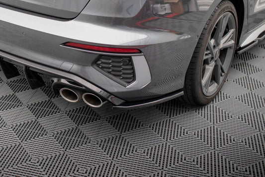 Heck Ansatz Flaps Diffusor V.2 für Audi S3 Limousine 8Y schwarz Hochglanz
