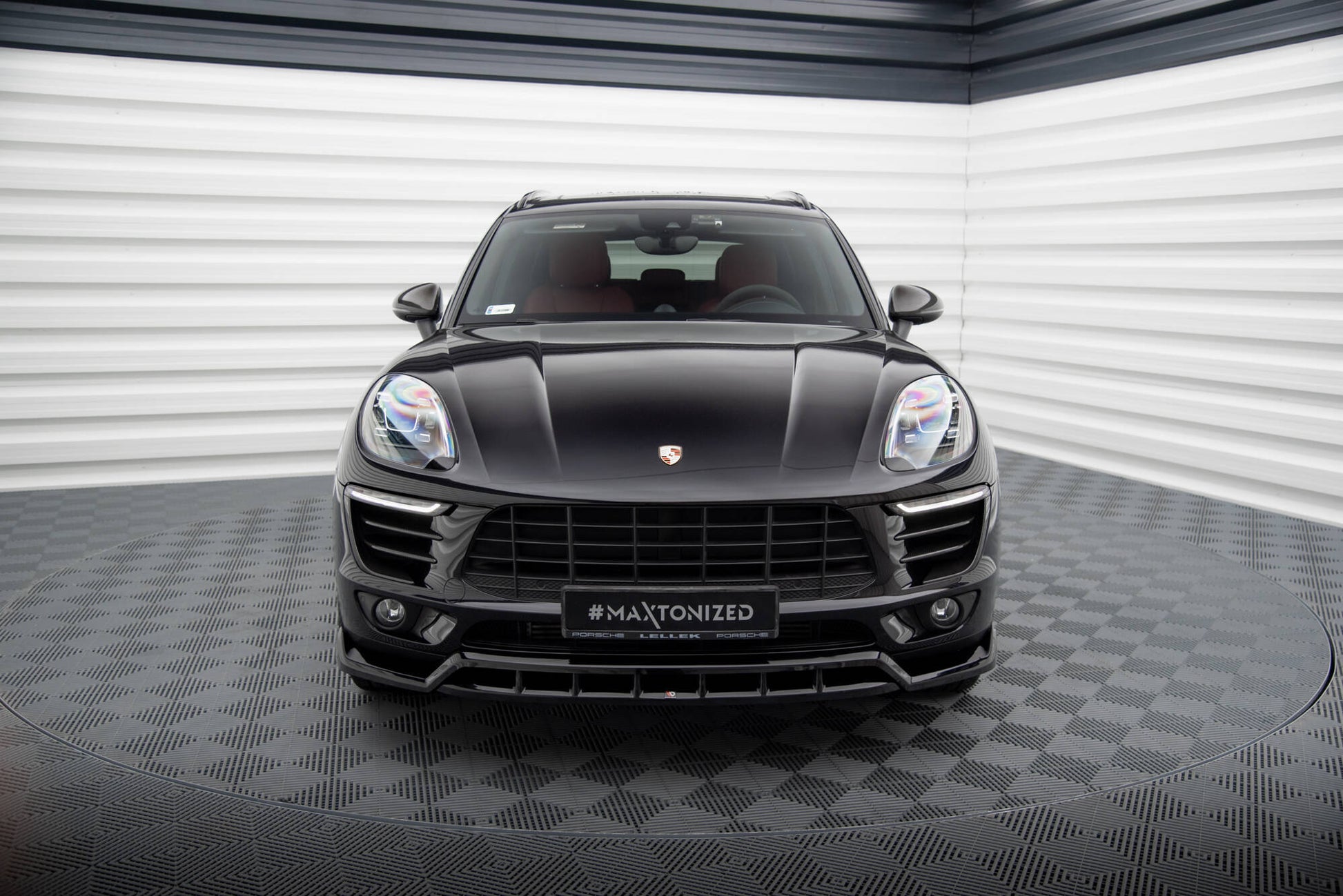 Front Ansatz V.3 für Porsche Macan Mk1 schwarz Hochglanz