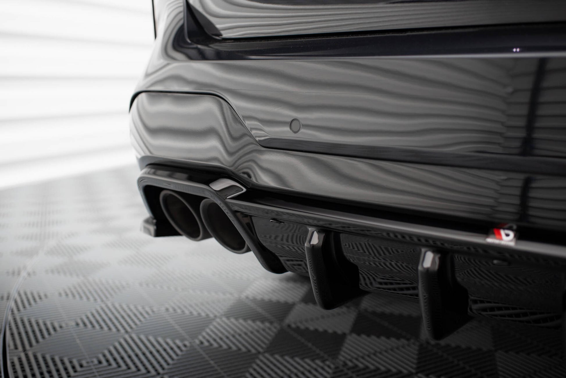 Diffusor Heck Ansatz für BMW X3 M F97 / F97 Facelift schwarz Hochglanz