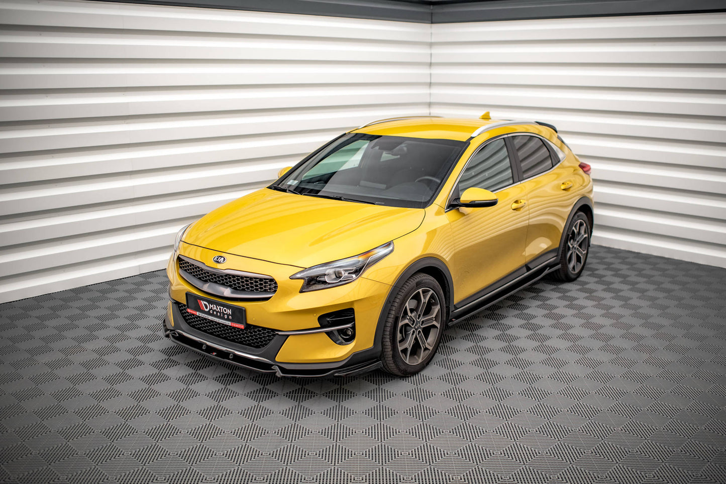 Front Ansatz für Kia XCeed Mk1 schwarz Hochglanz