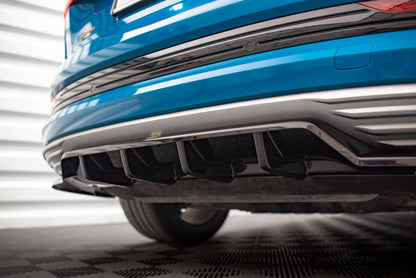 Mittlerer Cup Diffusor DTM Look Heck Ansatz für Audi e-tron schwarz Hochglanz