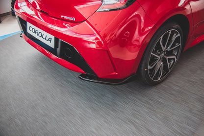 Heck Ansatz Flaps Diffusor für Toyota Corolla XII Hatchback schwarz Hochglanz