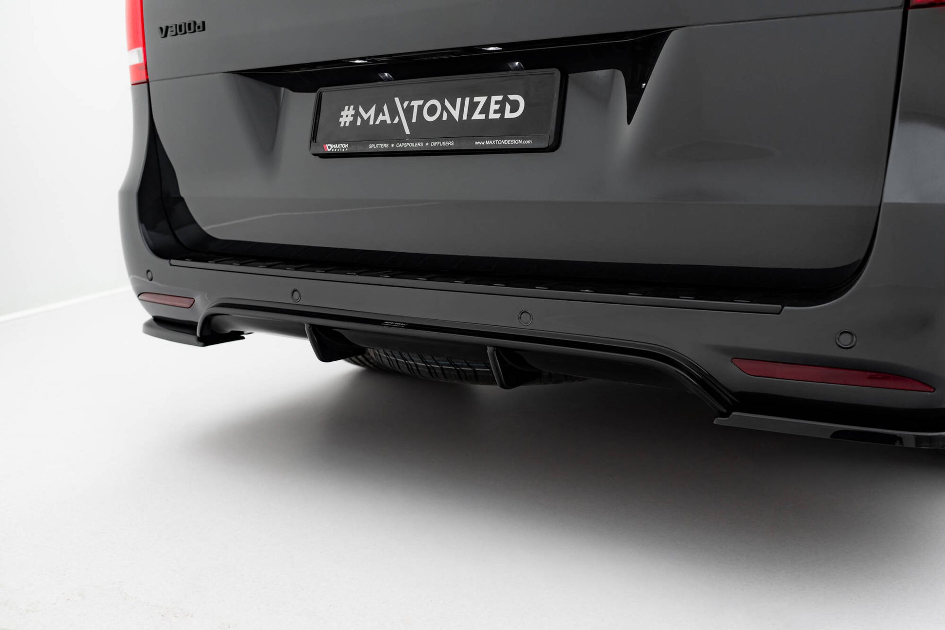 Diffusor Heck Ansatz für Mercedes-Benz V-Klasse AMG-Line W447 Facelift  schwarz Hochglanz