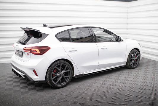 Street Pro Seitenschweller Ansatz für + Flaps Ford Focus ST / ST-Line Mk4 schwarz Hochglanz