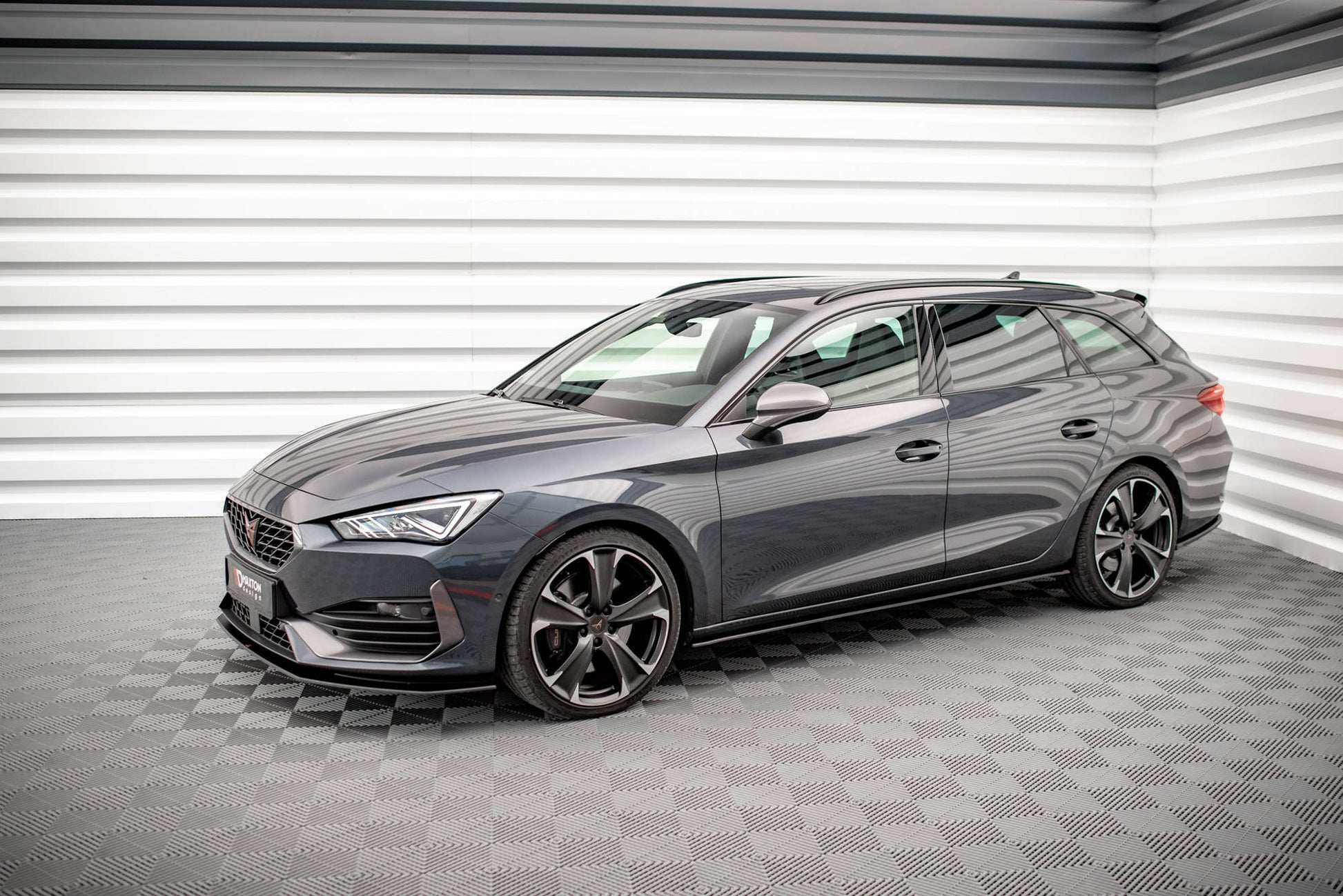 Street Pro Seitenschweller Ansatz für Cupra Leon Mk1