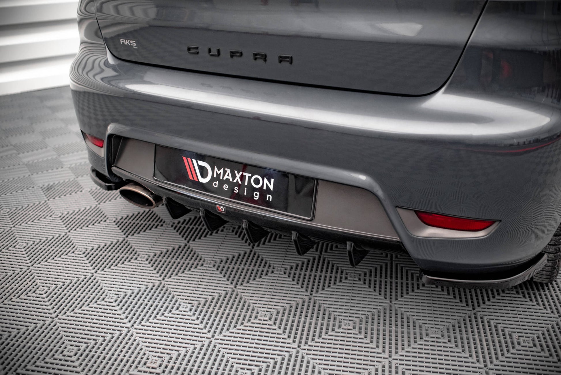 Diffusor Heck Ansatz für Seat Ibiza Cupra Mk3 schwarz Hochglanz