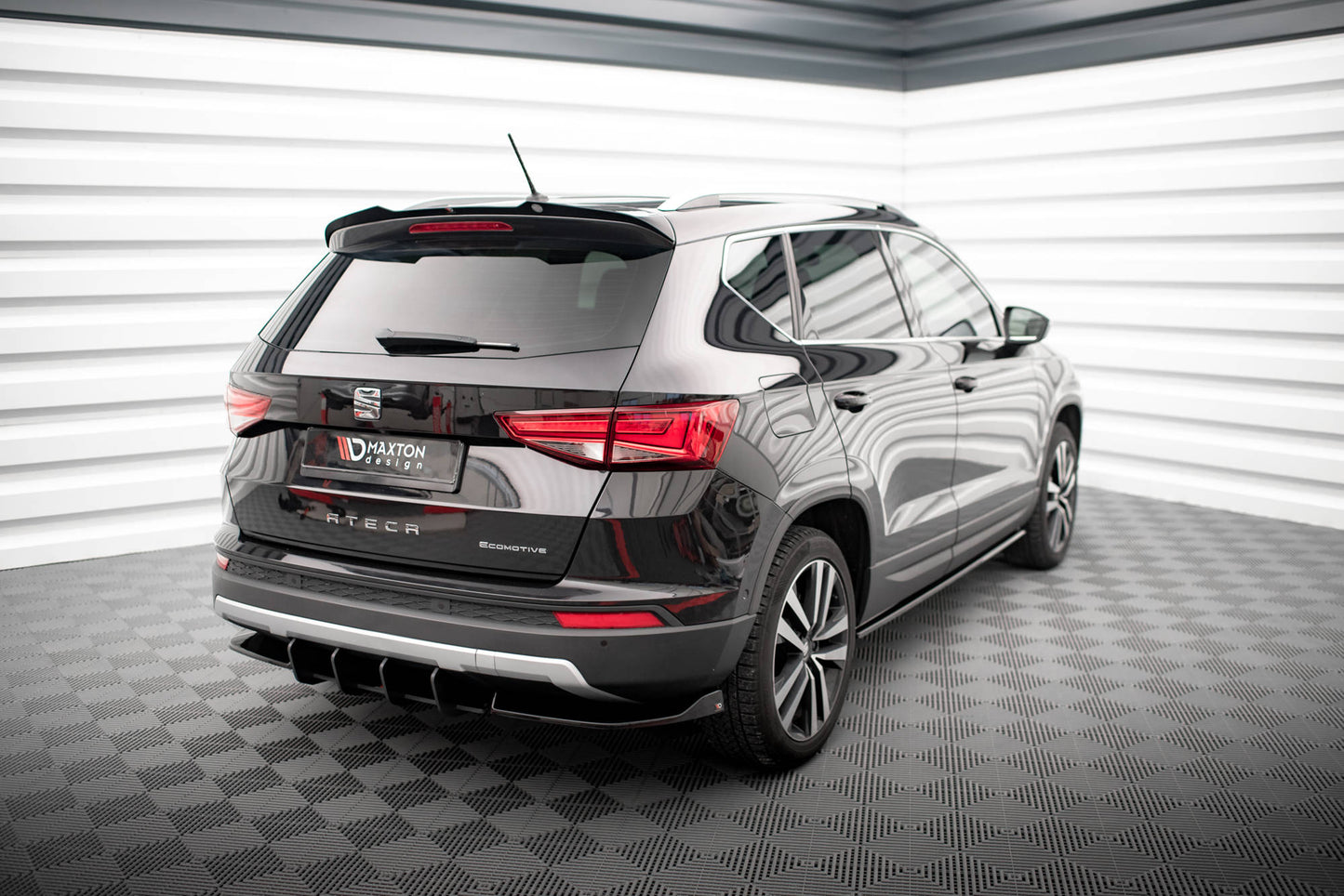 Spoiler CAP für Seat Ateca Mk1 schwarz Hochglanz