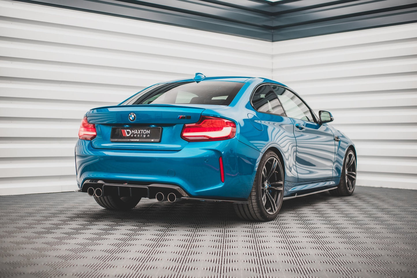 Heck Ansatz Flaps Diffusor V.3 für BMW M2 F87 schwarz Hochglanz