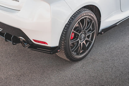 Street Pro Heck Ansatz Flaps Diffusor +Flaps für Toyota GR Yaris Mk4 schwarz Hochglanz