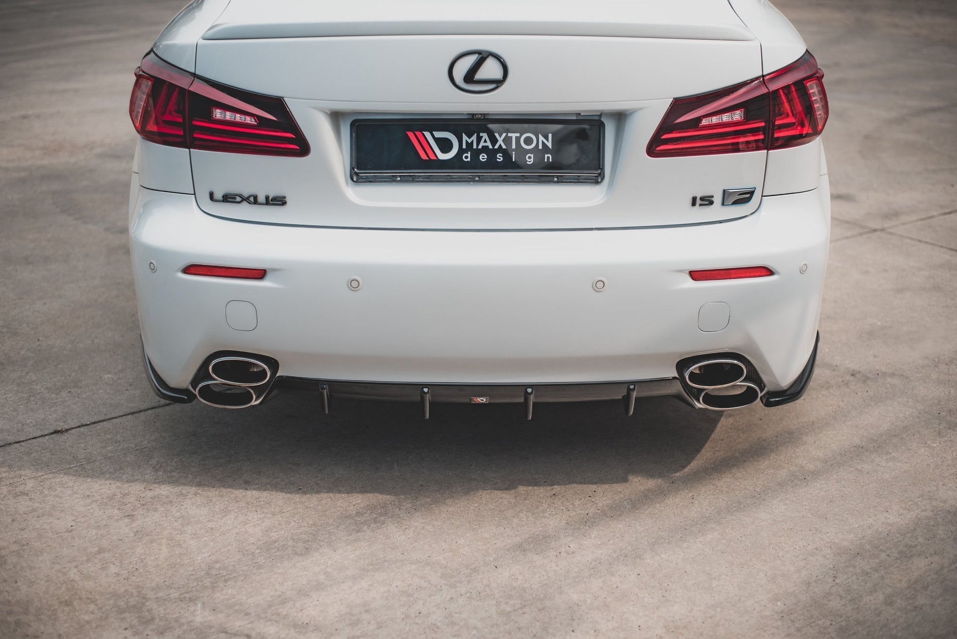 Diffusor Heck Ansatz für Lexus IS F Mk2 schwarz Hochglanz