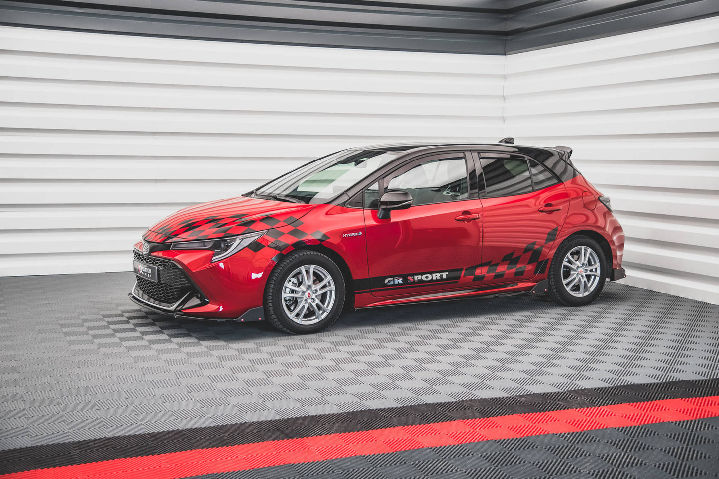 Seitenschweller Ansatz für V.1 + Flaps Toyota Corolla GR Sport Hatchback XII