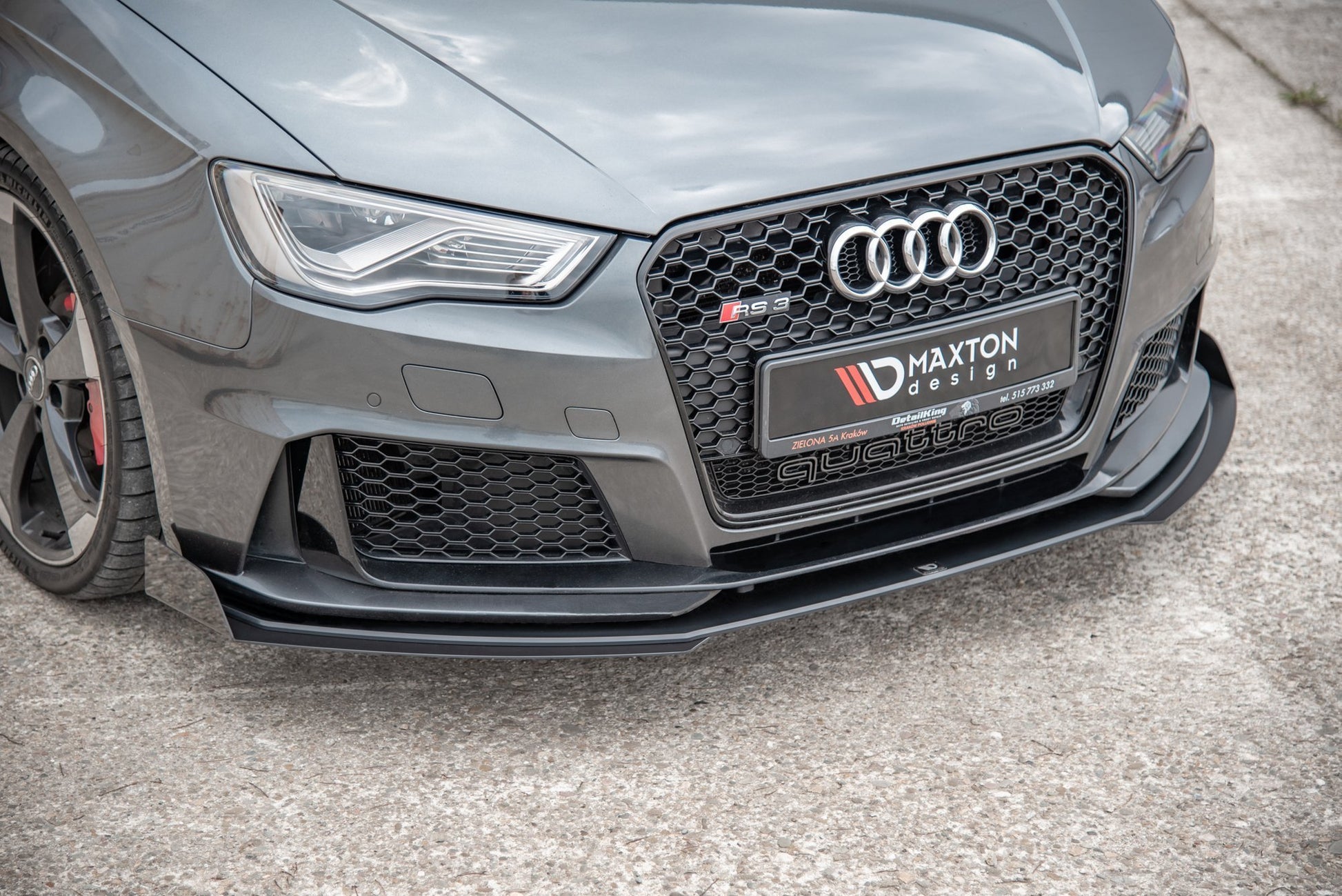 Street Pro Front Ansatz für + Flaps für Audi RS3 8V Sportback schwarz Hochglanz