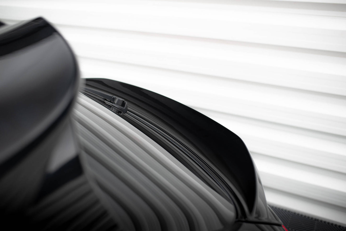 Niedriger Spoiler CAP 3D für Porsche Macan GTS / Standard / T Mk1 Facelift 2 schwarz Hochglanz