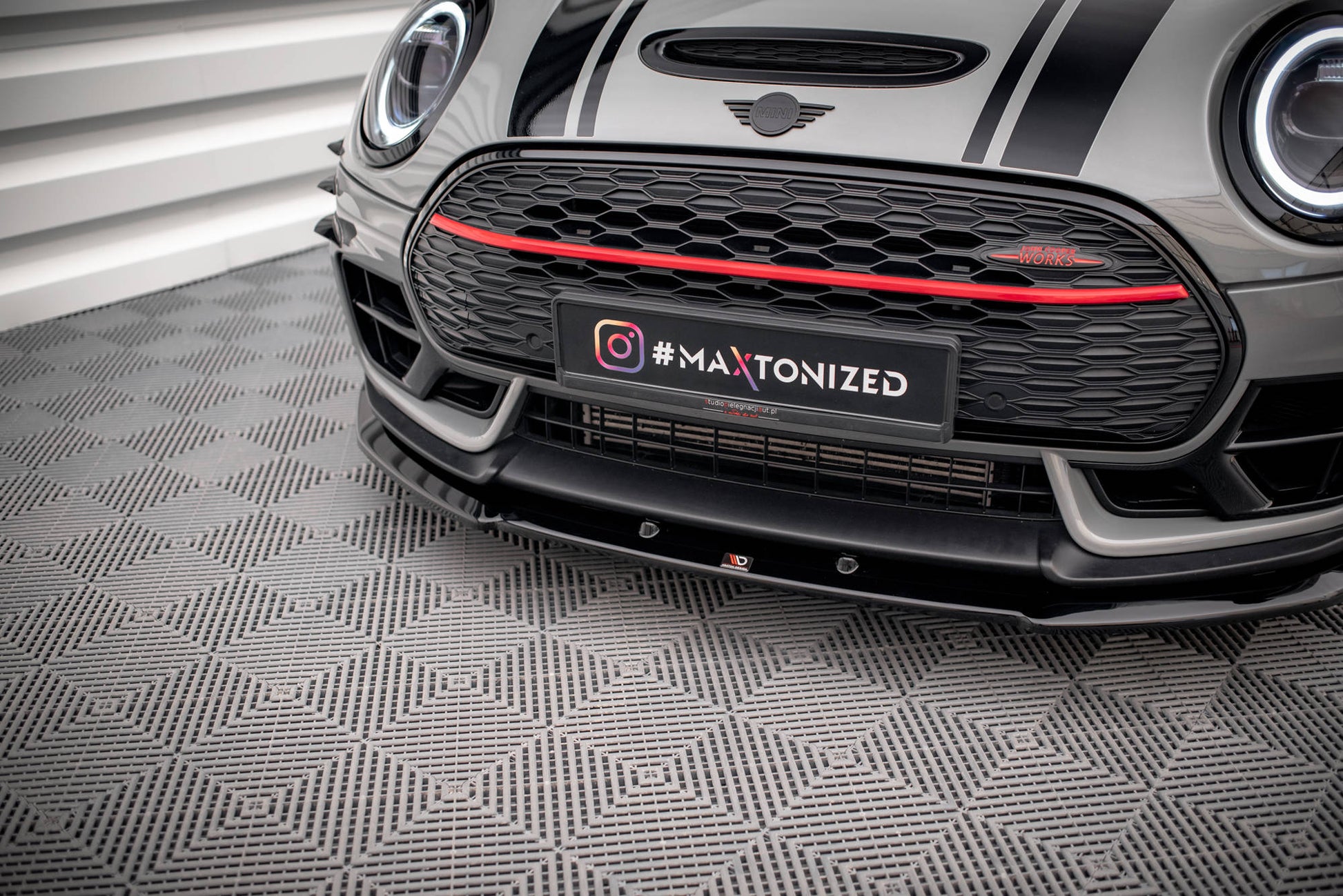 Front Ansatz V.3 für Mini Cooper Clubman John Cooper Works F54 Facelift schwarz Hochglanz