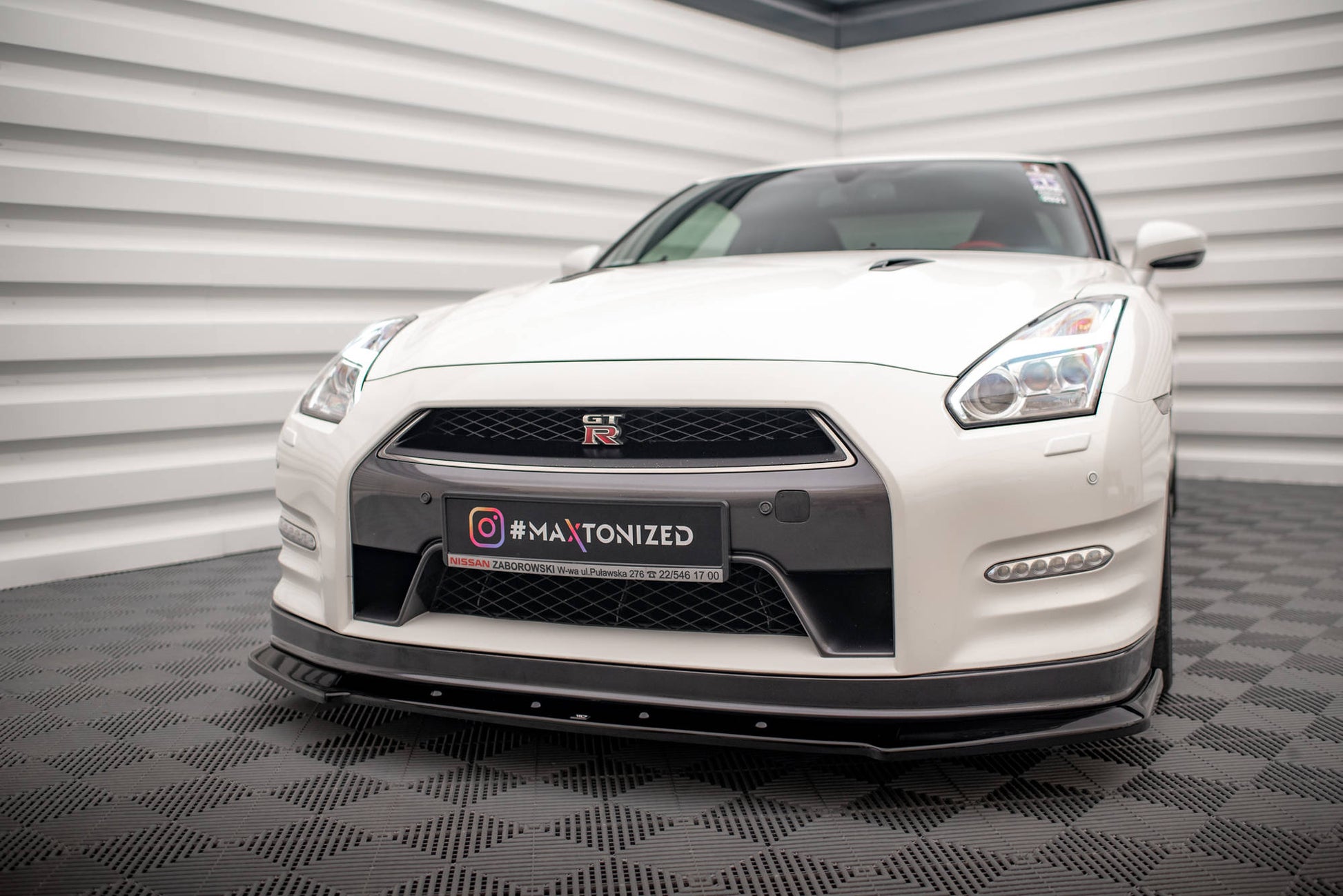 Front Ansatz für Nissan GTR R35 Facelift schwarz matt